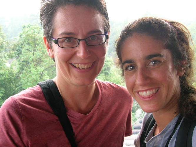 Linda and Kerri in Chengdu.